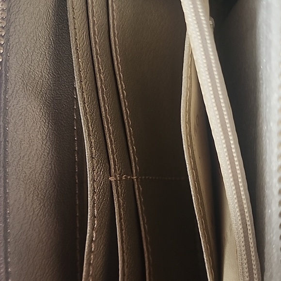 NWOT. NY&C Clutch/ Wallet. - Picture 9 of 13